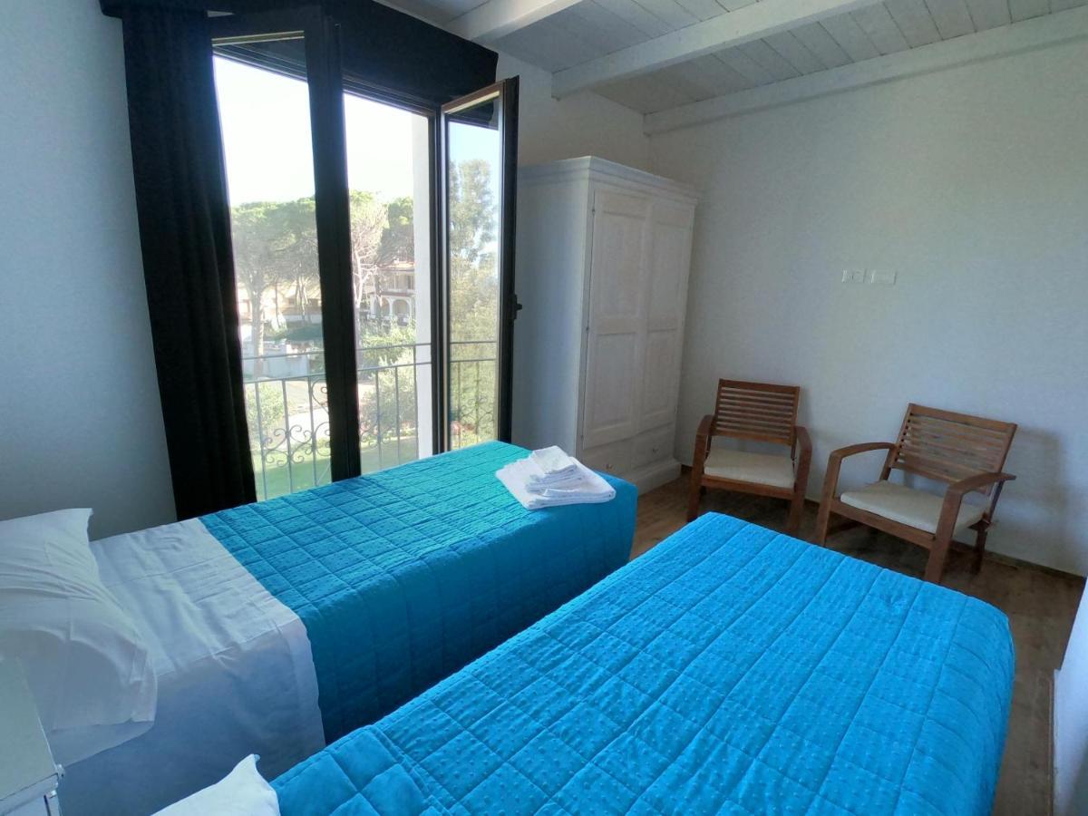 Villa La Conchiglia Rooms Cala Liberotto Exterior foto