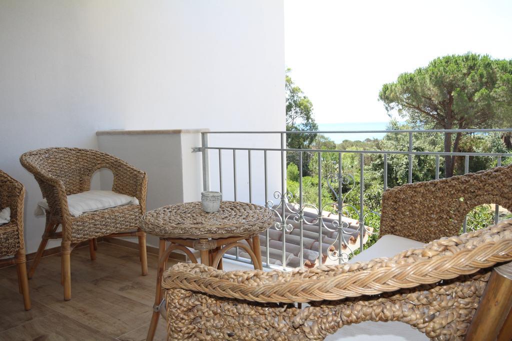 Villa La Conchiglia Rooms Cala Liberotto Exterior foto
